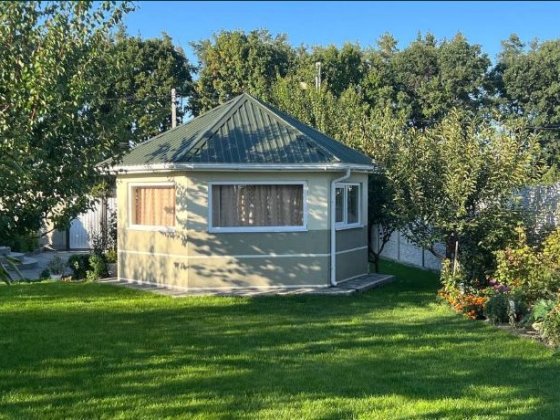 Будинок в Макарові Макарів