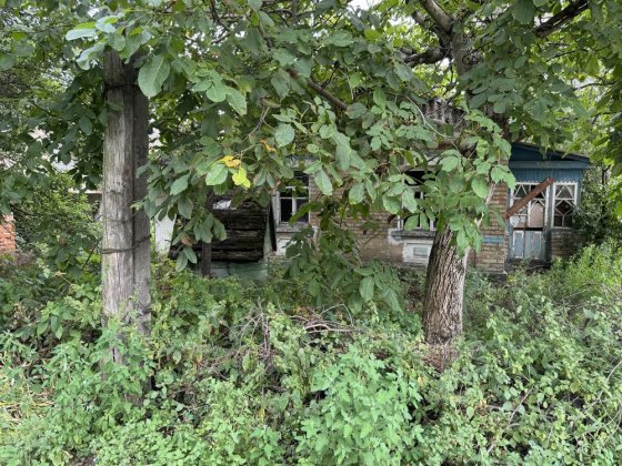 Будинок під знос,земельна ділянка 13 соток.Від Києва 45 км. Бабинці