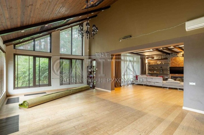 Продаж/ Будинок/ 764 м2/Макарівський район/ Березівка/ вул. Паризька - фото 1