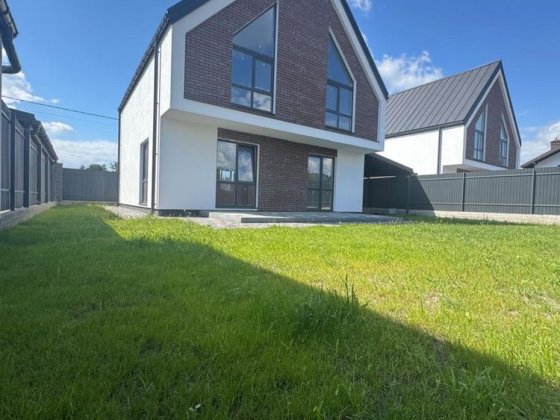 Продам новозбудований будинок у Броварському районі Богдановка