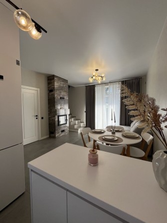 Таунхаус з ремонтом / Білогородка біля Сільпо / 66 м2 / БЕЗ % - фото 1