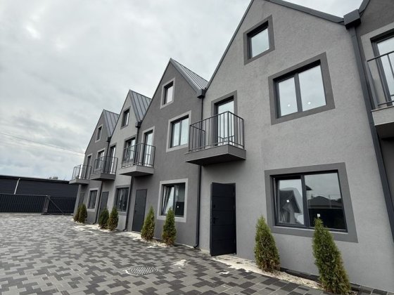 Таунхаус Білогородка закрита територія Гнатівка