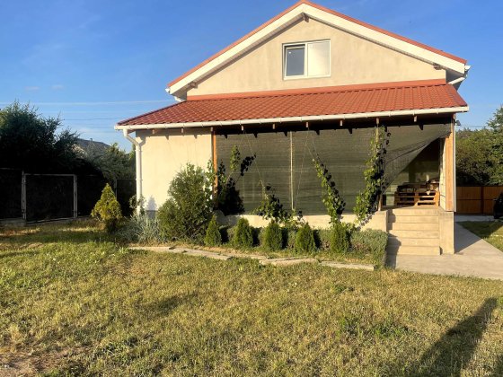 Продаж 2-поверх. будинку з терасою в с. Горбовичі,  озеро Михайлина Горбовичі