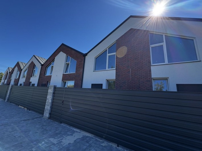 Продам таунхаус 34м2/52м2. Супер ціна! Білогородка. БЕЗ КОМІСІЇ! - фото 1