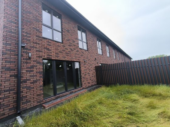 Таунхаус за 56000$ .Готовий до ремонту! Горенка