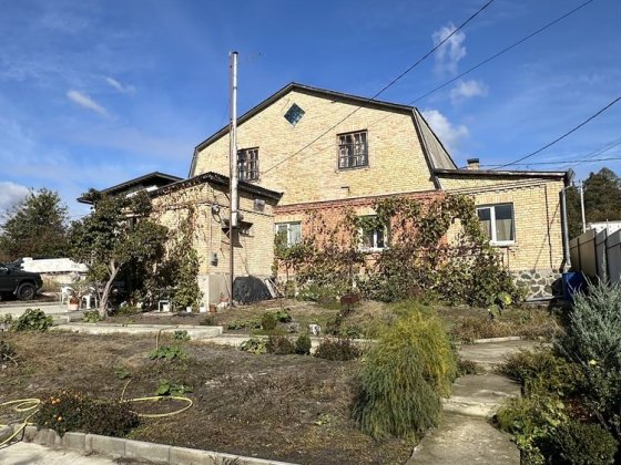 Продаж 2-поверхового будинку с. Горенка Горенка