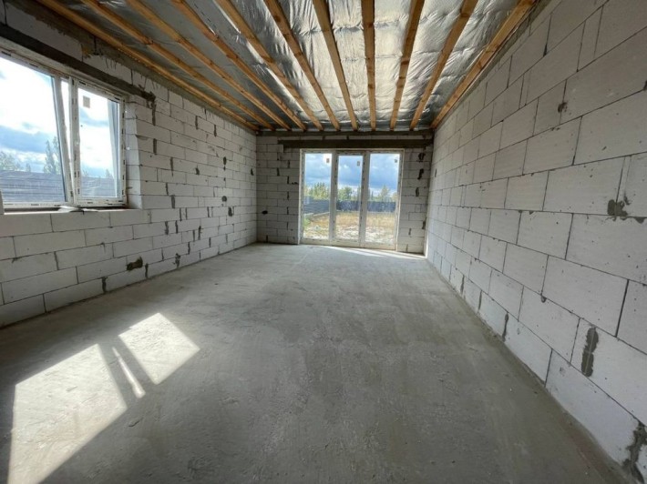 Одноповерховий будинок у Дмитрівці. 10 соток! - фото 1