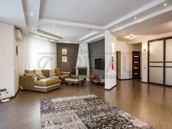 Продаж 2п будинку 250 м2, с. Гора, Бориспільський район Кедина Гора