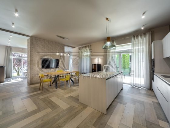 Продаж будинку, комплекс «Белгравія»,  Дмитрівка Дмитровка