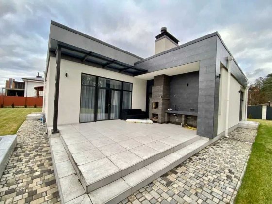 Продаж БУДНИКУ з НОВИМ ремонтом в Горенці 190 м2 на 10ти сотках Горенка