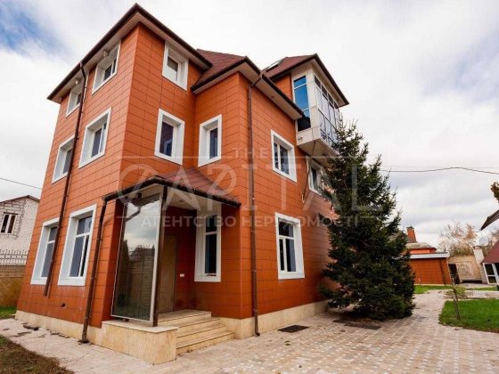 Продаж 3-поверхового будинку 500м2, Гора, Бориспільський р-н Кедина Гора