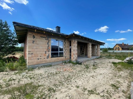 Будинок в Дмитрівці 120 кв.м. на ділянці 6 соток - є ГАЗ Дмитровка