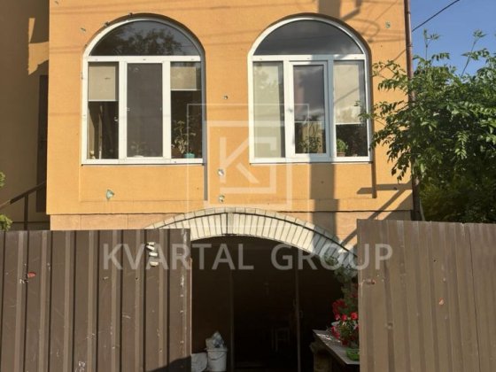 Автономний будинок з бомбосховищем
 будинок готовий до блекауту