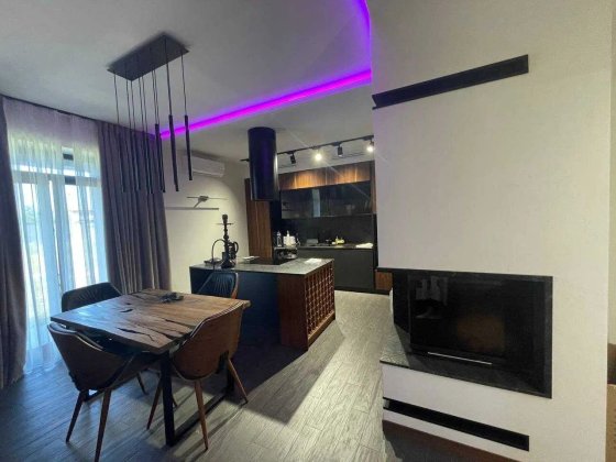 Будинок з ремонтом 120м2,13 соток землі Дмитровка