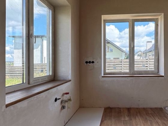 Продаж.Будинок в 20 км від столиці Забуччя