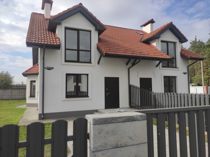 Будинок 107 кв.м містечко біля Києва, Бориспільський, всі комунікації - фото 1