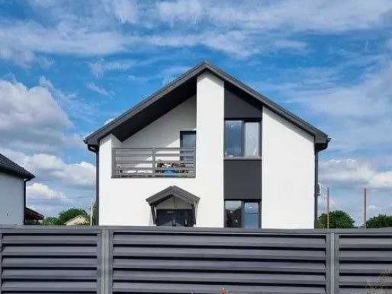 Дом с ремонтом и мебелью продаётся Зазимье