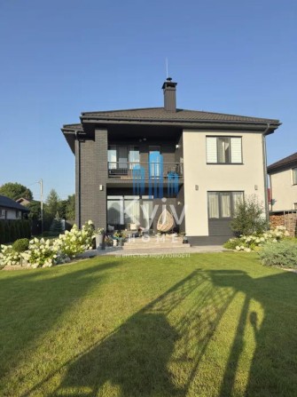 Продаж будинку з ремонтом у с. Зазим’я | 220 м² | 10 соток | Генератор - фото 1