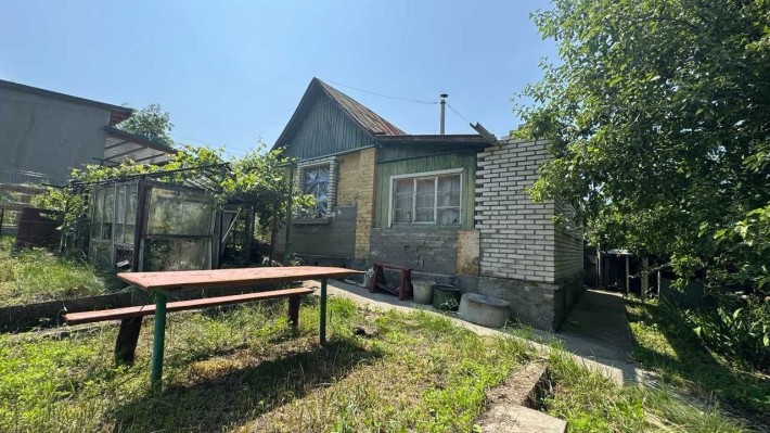 Продам будинок-дачу  на 6 сотках землі - фото 1
