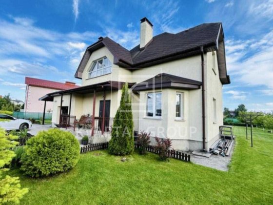 Продам 2-поверховий будинок з терасою у закритому КМ з охороною! Колонщина