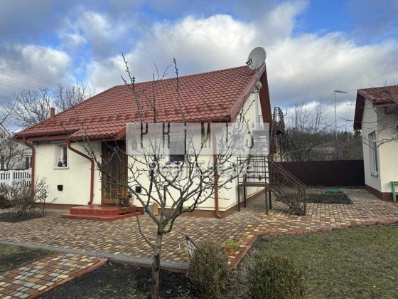 Продаж двоповерхового будинку, с. Круглик з ділянкою 6 соток Круглик