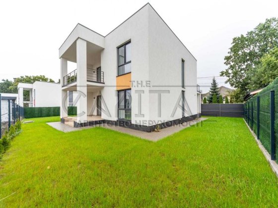 Ніхто не жив! Новий будинок з дизайнерським ремонтом/Іванковичі/Хотів Іванковичі