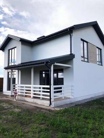 Дом в коттеджном городке 182 м.кв.  недалеко от Киева с. Крушинка - фото 1