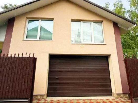 Продається будинок в с. Мархалівка.Гараж,погреб,альтанка,ліс Мархаловка