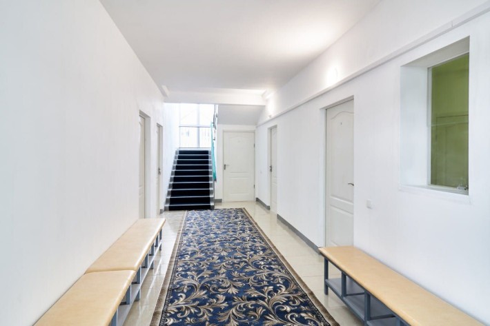 Будинок з комерційною площею  вигідна інвестиція - фото 1