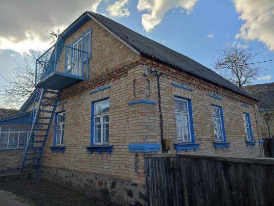 Будинок самий центр 16 соток Михайлівка Рубежівка власник Михайловка-Рубежовка