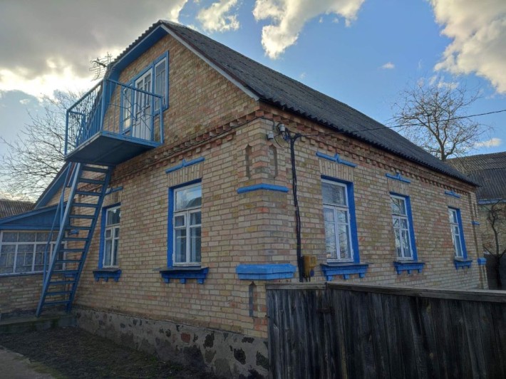 Будинок самий центр 16 соток Михайлівка Рубежівка власник - фото 1