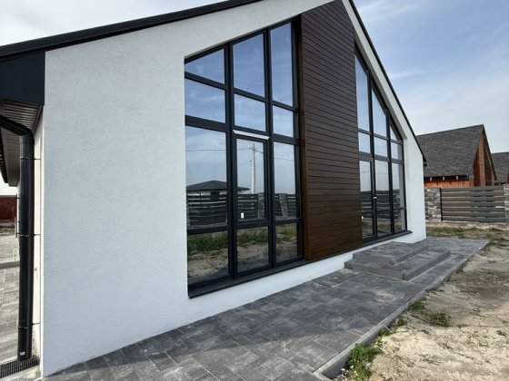 Продаж будинків в котеджному містечку в Зазимʼї Новосілки