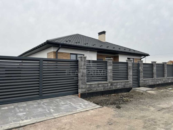 Продам новий будинок з басейном у котеджному містечку "Міжріччя" - фото 1