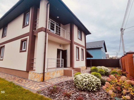 Продам 2 єтажній дом 145 кв.м. в с.Осещина,КГ Синевир Осещина