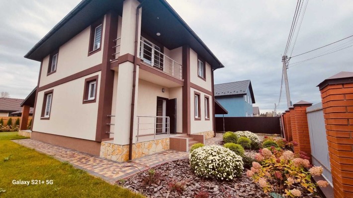 Продам 2 єтажній дом 145 кв.м. в с.Осещина,КГ Синевир - фото 1