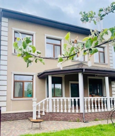 Большой коттедж в близи Окружной в полной комплектации - фото 1