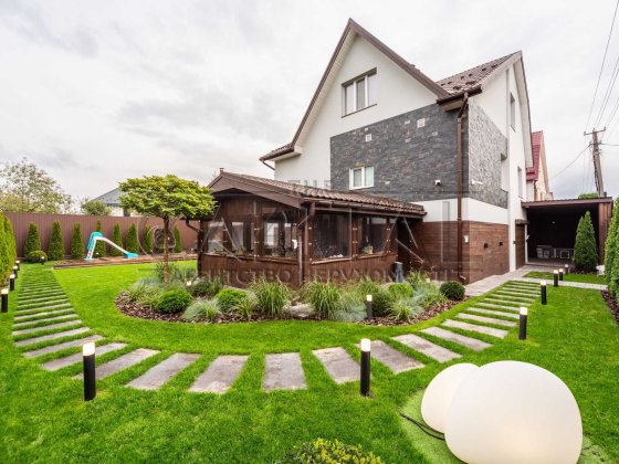 Новий будинок! с. Нові Безрадичи, Дизайнерский ремонт, 20 хв до центру Нові Безрадичі