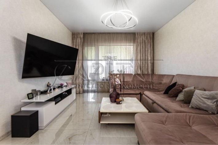 Продаж розумного Будинку 255м2 з бассейном в КМ Межиріччя, Осещина - фото 1