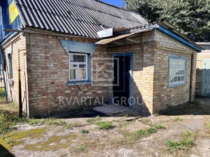 Продаж частини будинку, що розташований в центрі с. Петрушки. Без %. - фото 1