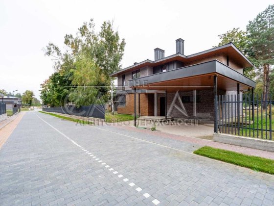 Продаж без комісії   будинок 232 м2  в  закритому котеджнему містечку Процев