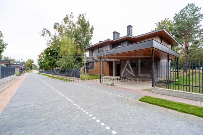 Продаж без комісії   будинок 232 м2  в  закритому котеджнему містечку - фото 1