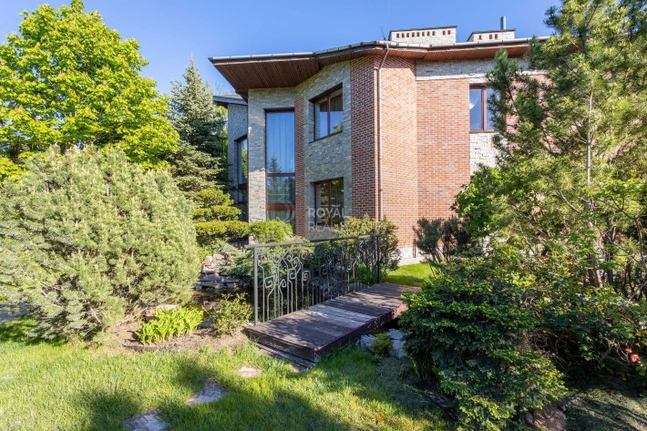 Терминова Продаж будинку в с. Романків КМ Сонячна Долина - фото 1