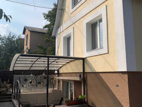 Продам ЖИТЛОВИЙ  будинок для проживання або відпочинку (Е-ВІДНОВЛЕННЯ) Романків