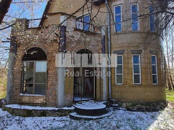 Продаж двоповерхового будинку з ділянкою 33 сотки, с. Романків Романків