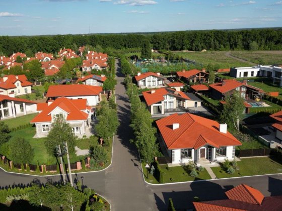 Індивідуальний будинок у КМ «Рославичі» - стиль життя, який приваблює! Рославичі