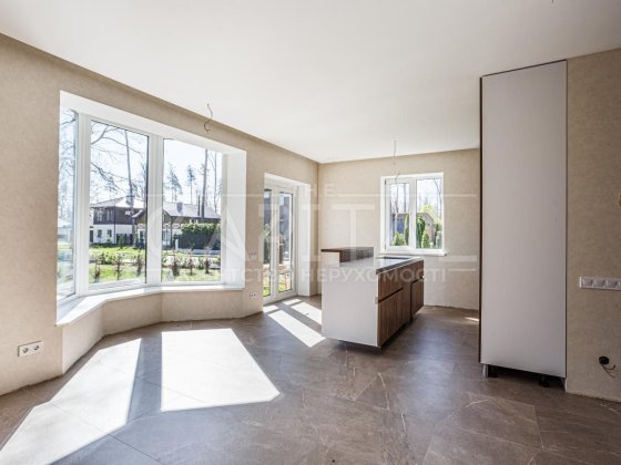 Продаж будинку, Рославичи, Васильківський район Рославичі