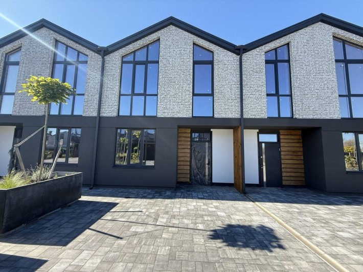 Продаж таунхаусу з ремонтом та без Романків - фото 1