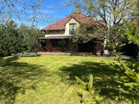 Новый дом 300м2 с качественным стильным ремонтом в п. Романков! Романків