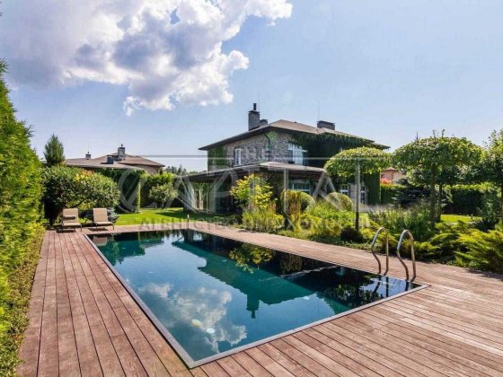 Продаж /Будинок /444 м2 /Обухівський район/ Романків/ вул. Лісова, 650 Романків