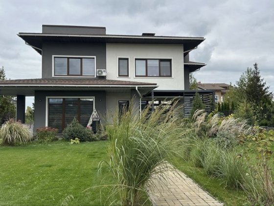 Романків, закрите КМ, продаж будинку у водойми 15 км від Київа Романків